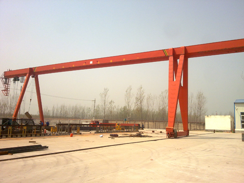 20TMH箱型门式起重机